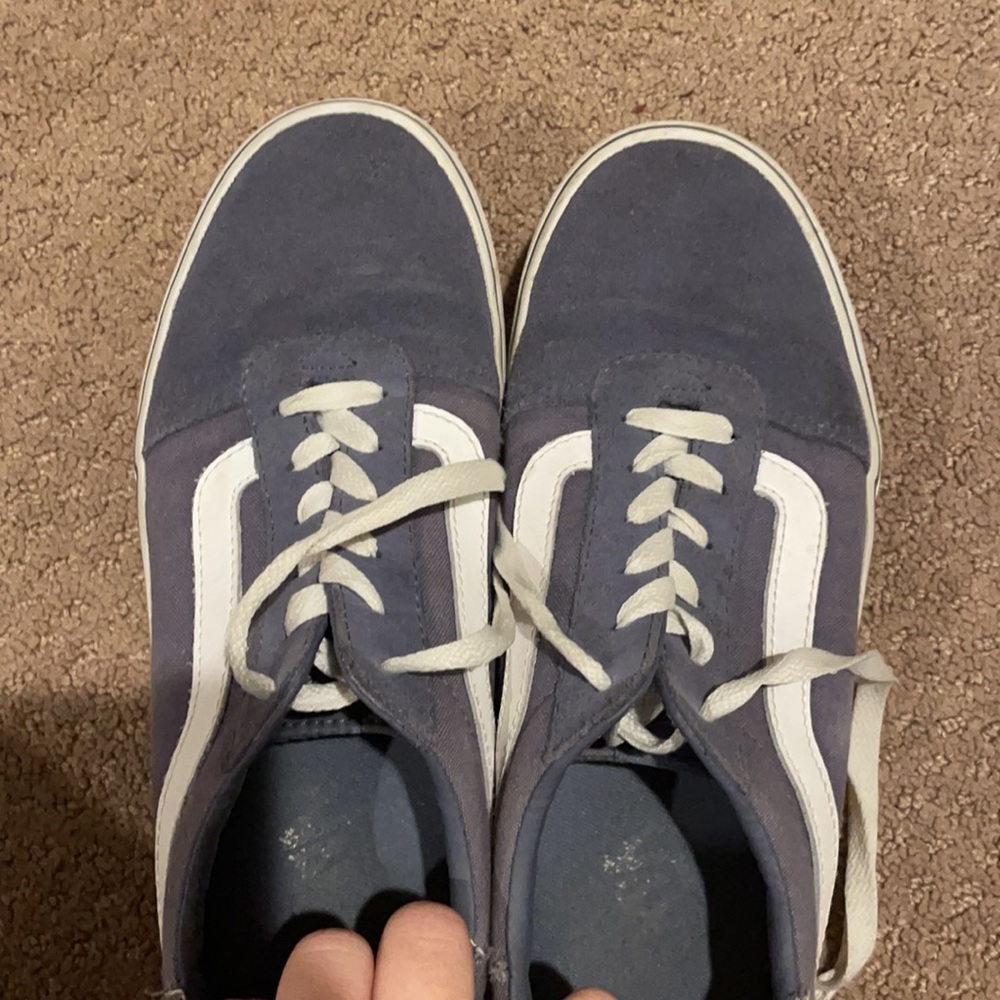 Vans! - Picture 2 of 2